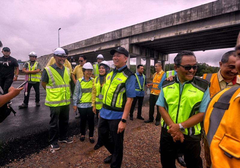 Pan Borneo Highway: govt to aid contractors facing labour, cost issues