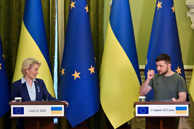EU backs Ukraine’s ‘European dream’ as Russia cuts gas supplies