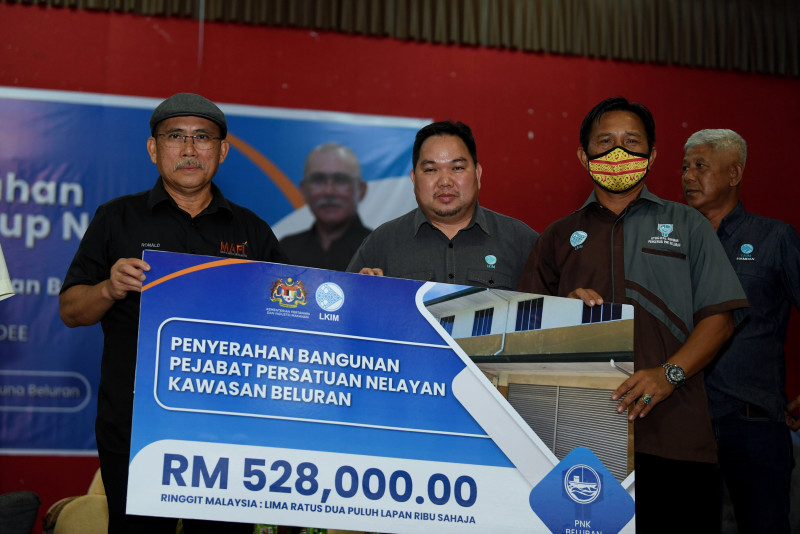 Govt allocates RM528,000 for Beluran fishermen’s association to set up office