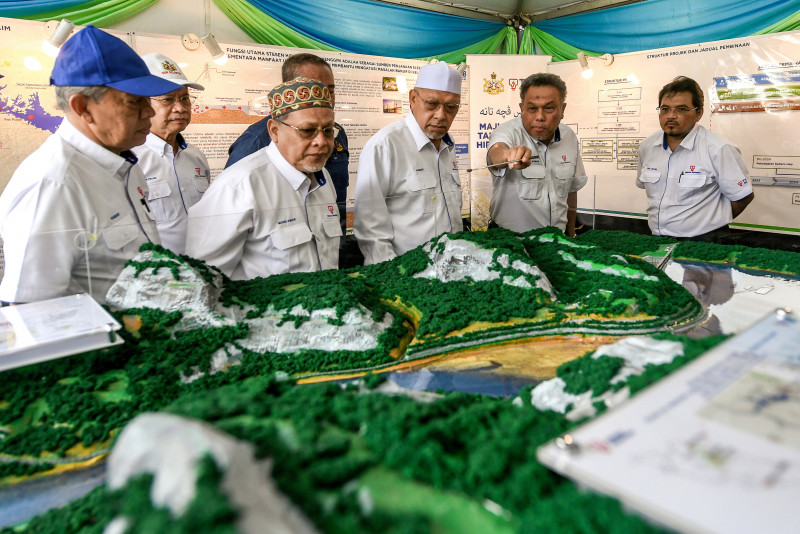 TNB to build mini-gallery for Orang Asli artefacts found at Nenggiri dam site