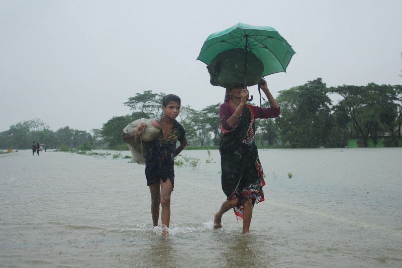 25 dead, four million stranded in Bangladesh floods