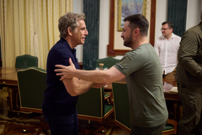 ‘You’re my hero’, Hollywood’s Ben Stiller tells Zelenskyy in Kyiv