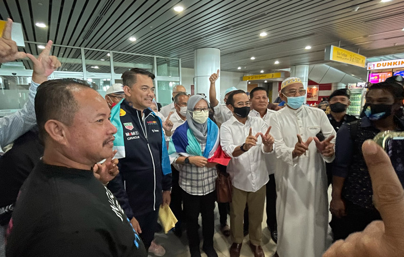 Warisan MPs receive rapturous welcome in Sabah after Sulu tiff in Parliament 