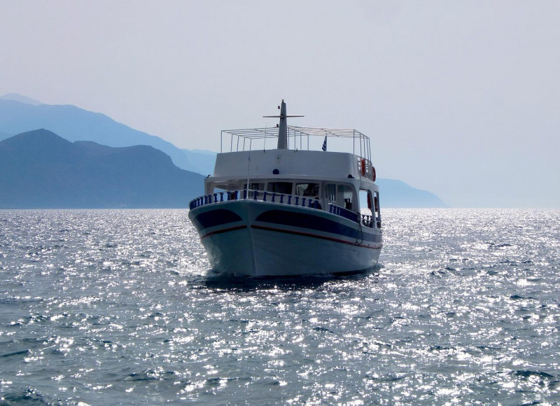 Pregnant woman dies, 22 missing in Mediterranean shipwreck