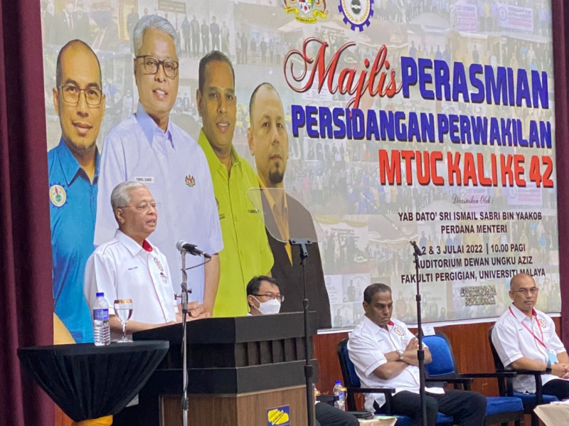 GLCs, GLICs must include MTUC rep on board of directors: PM