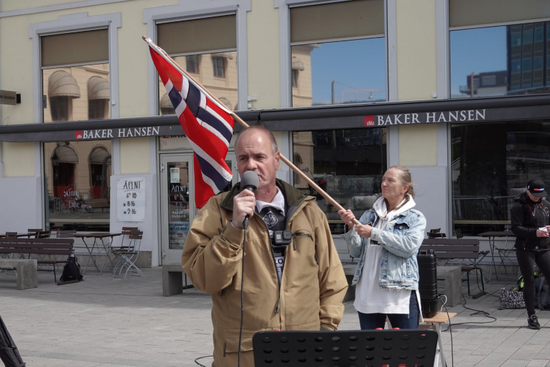 Norwegian anti-Islam extremist’s car rammed after he burned Quran