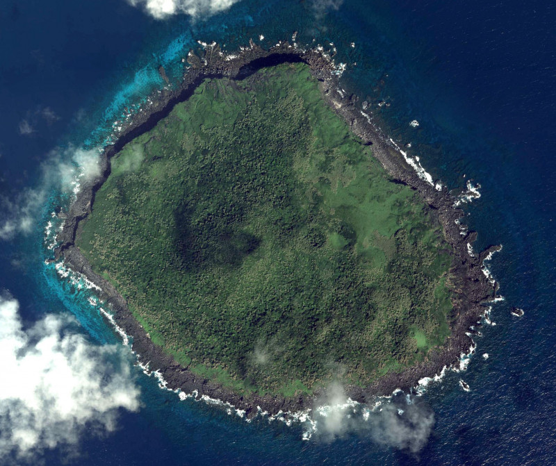 Seven missing as boat capsizes off disputed Japan islands