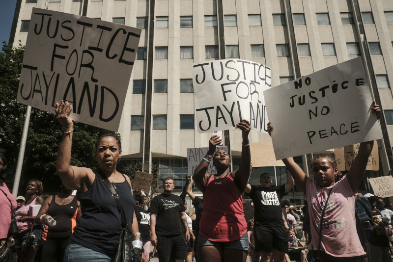 Hundreds protest in US after release of video of police killing black man