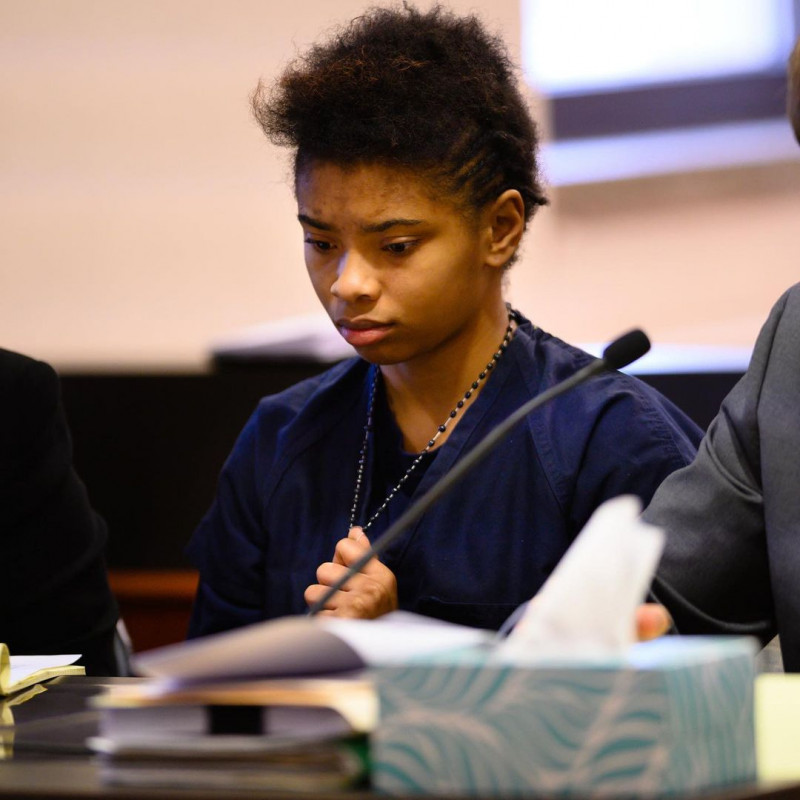 US judge rules woman can assert sexual abuse as murder defence