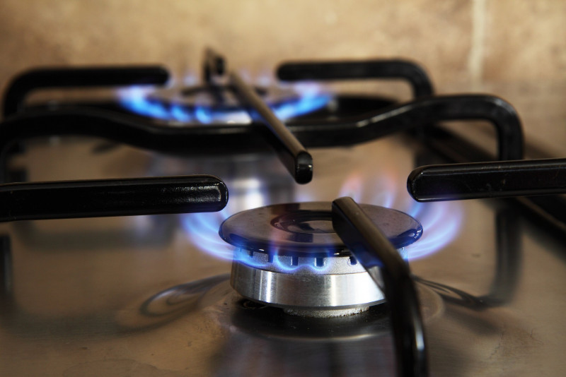 Woman injured in cooking gas cylinder blast dies