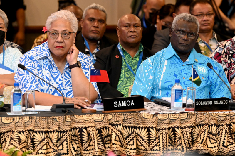 Pacific leaders struggle to keep focus on climate at key summit