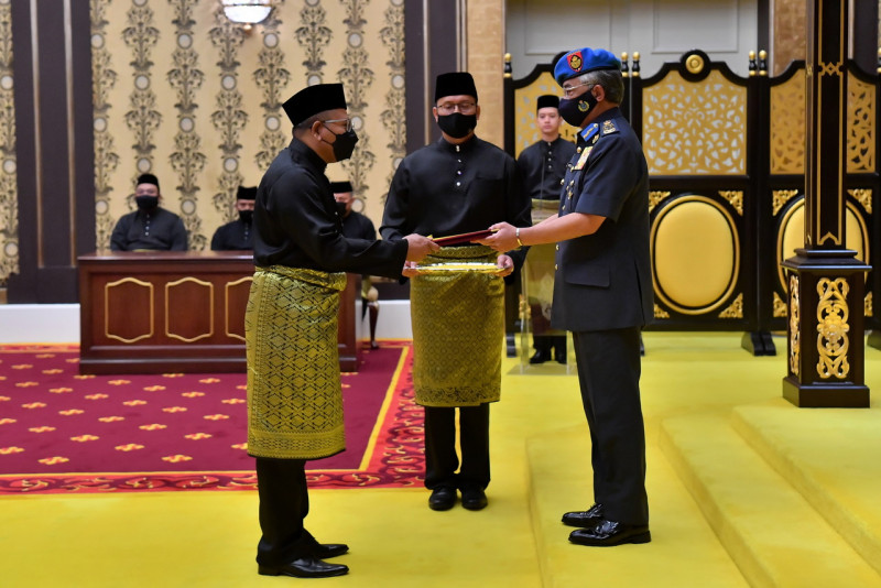 King appoints four new Malaysian envoys