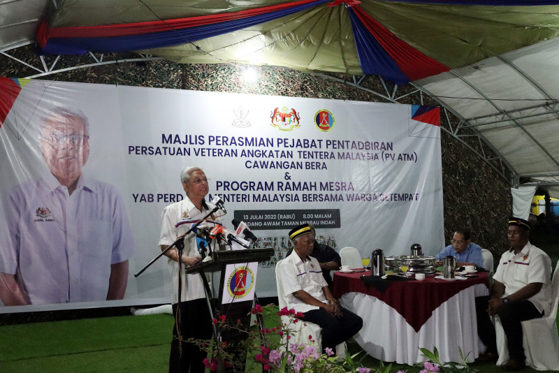 Free one-year education at UniRazak for 2,500 children of veterans: PM