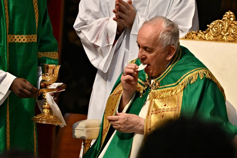 In first, Pope names three women to body overseeing bishop selection