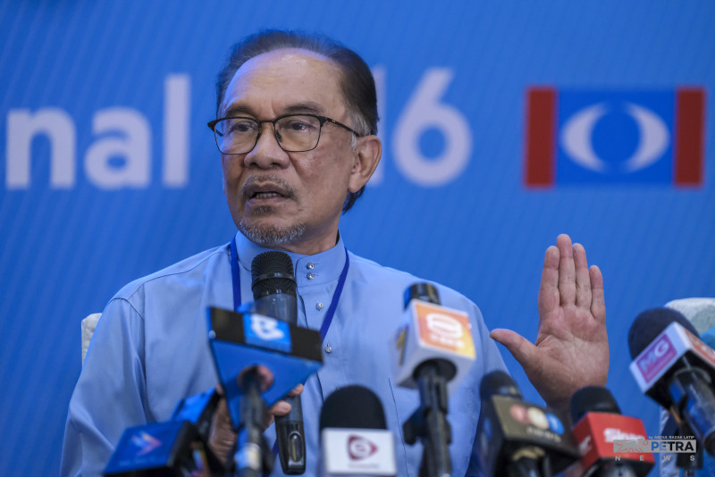 [UPDATED] Incoming, outgoing PKR leaders will speak, says Anwar on schedule change