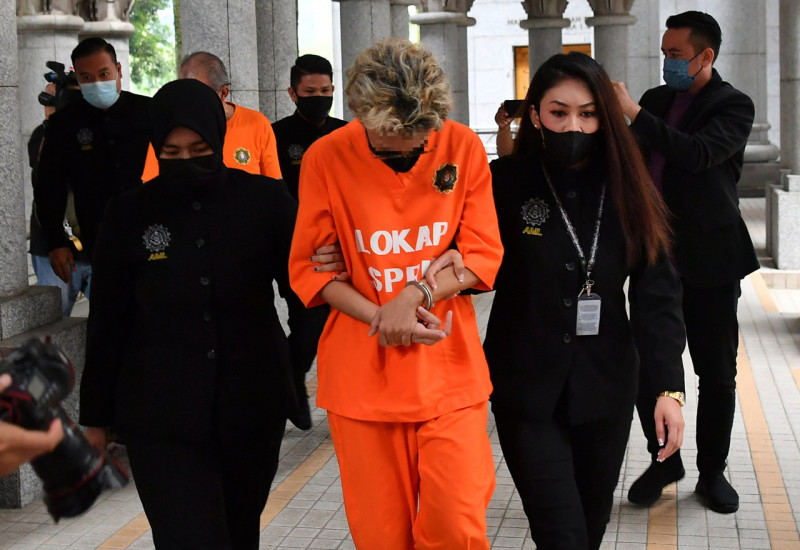 Female CEO, two others detained by MACC for taking RM24 mil in bribes