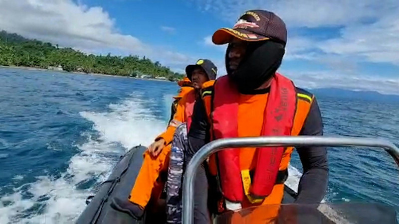 Nine dead after ferry sinks in Indonesia