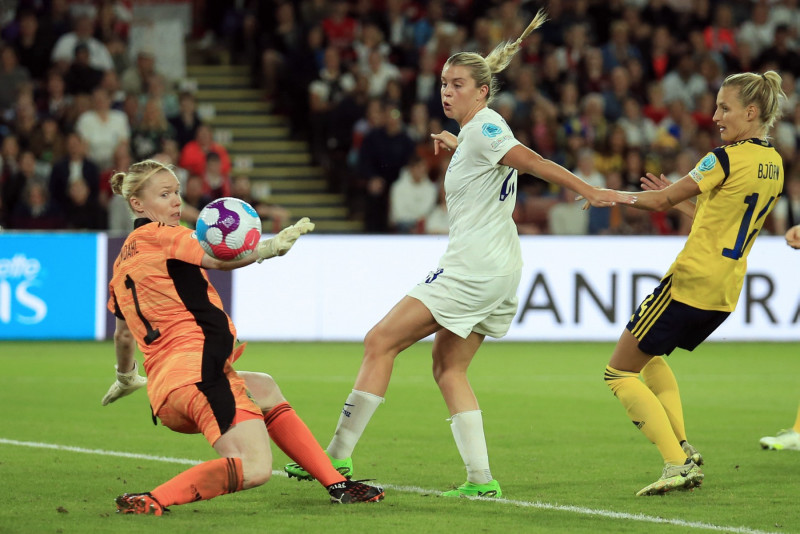 England thrash Sweden 4-0 to reach women’s Euro 2022 final