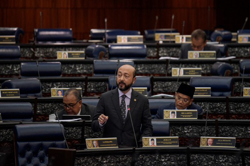 Refine anti-hopping law to protect principled MPs: Mukhriz