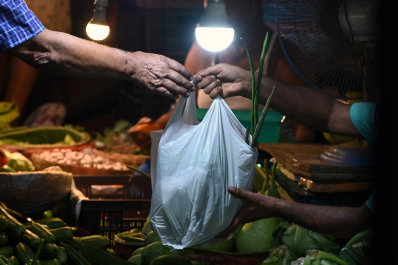 India bans many single-use plastics to tackle waste