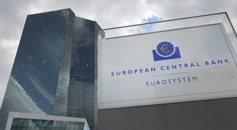 Eurozone consumers fear stagflation in new ECB survey