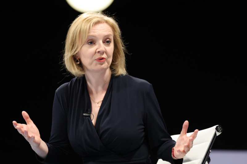 UK's Truss expected to freeze energy bills