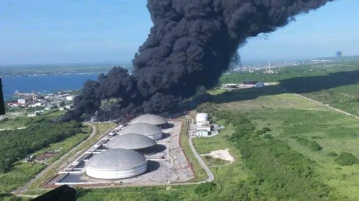 Cuba seeks help to contain depot fire that has killed at least one, injured over 120