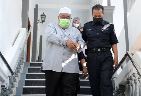 Travel agent slapped with 10 years of jail over umrah, Egypt tour fraud