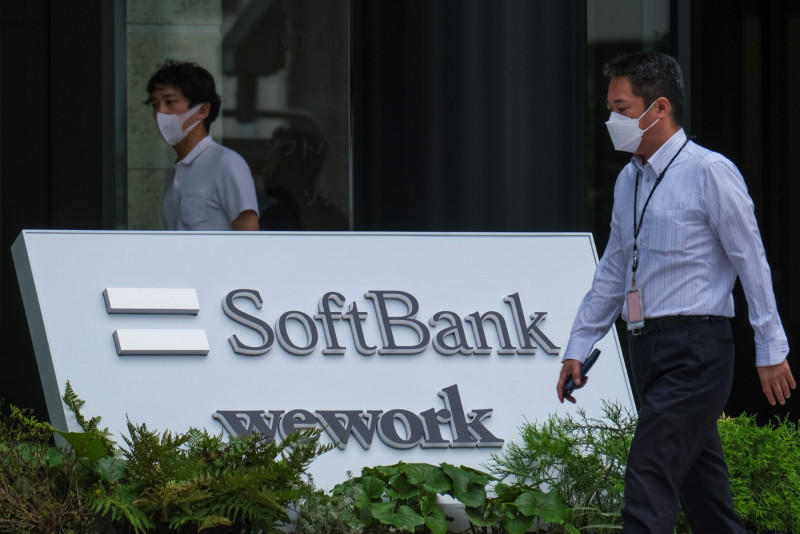 Japan’s SoftBank Reports Record US$23.4 Billion Quarterly Net Loss ...