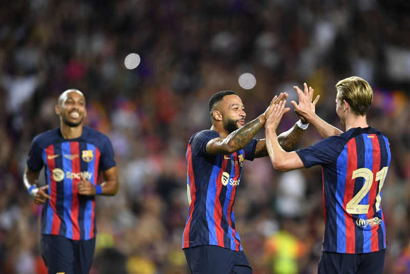 Barca edge Mallorca to top league, Atletico dominate Sevilla