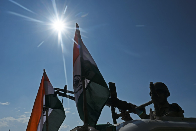Five dead in rebel attack on Indian army base in Kashmir