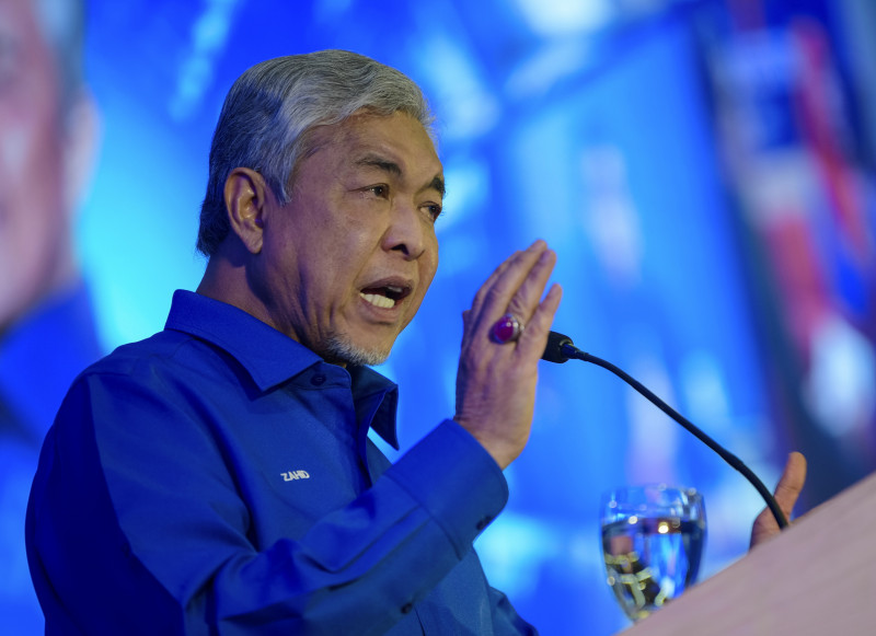 Zahid confident T’ganu, Kedah will ‘swing back’ to BN-Pakatan