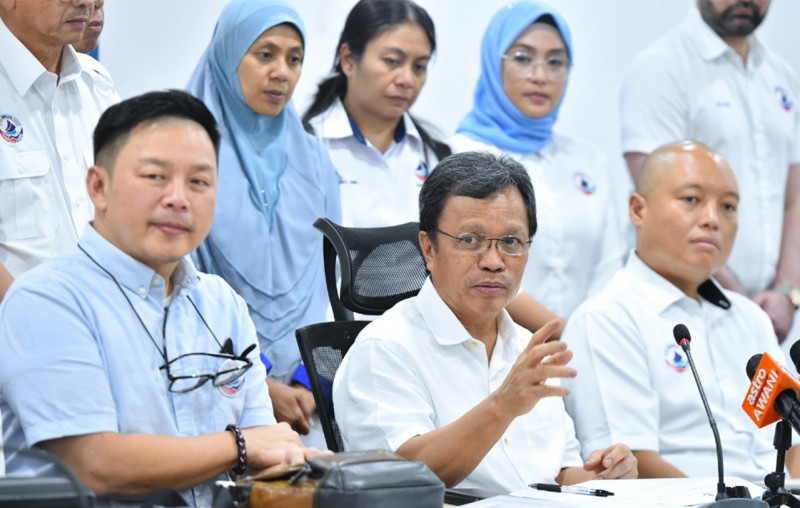 Shafie says Warisan plans to adopt anti-hopping law into its constitution