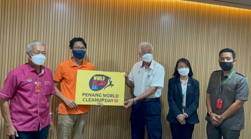 Exco cites data to pin plastic usage in Penang on foreign workers, tourists