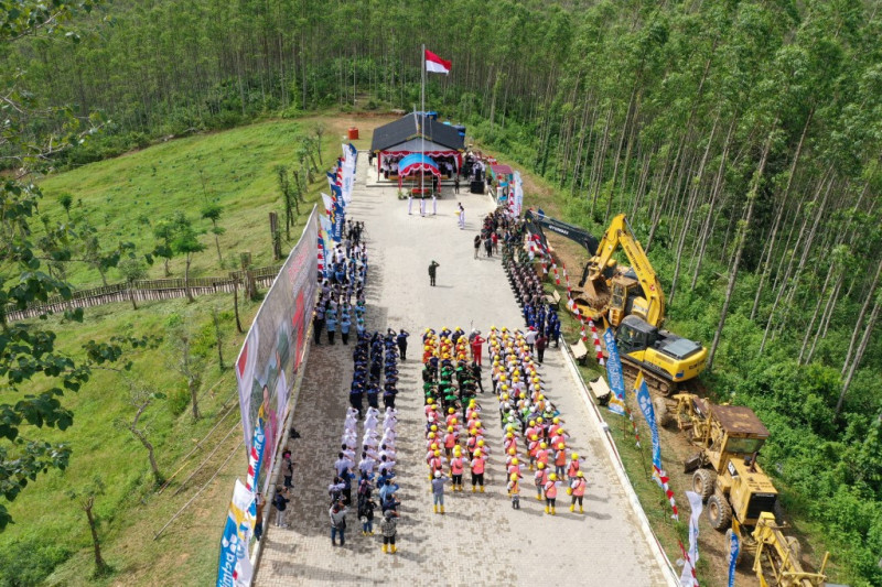 Indonesia celebrates first independence day at future capital
