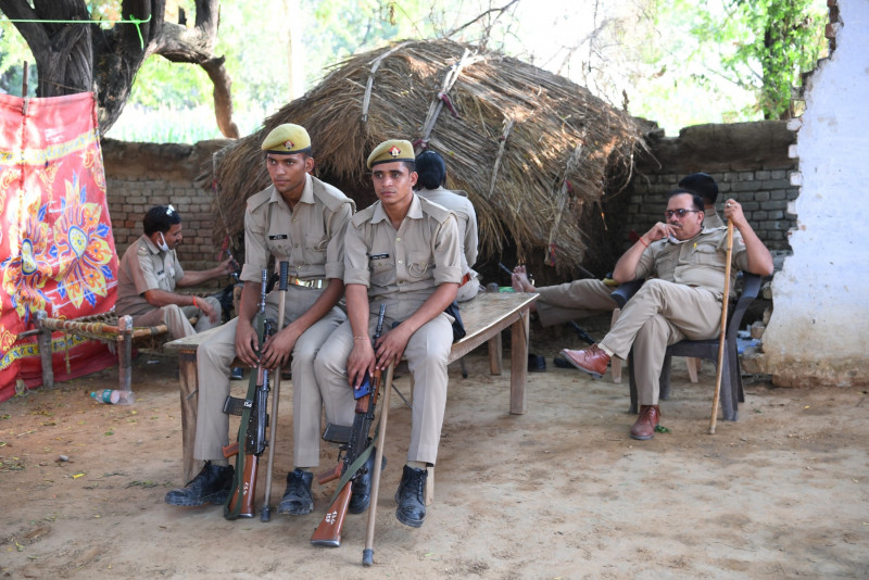 Gang in India ran fake police station for eight months: cops