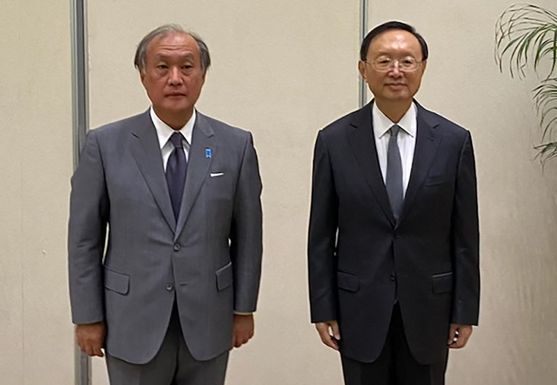 High-ranked Japan and China officials hold seven-hour talks