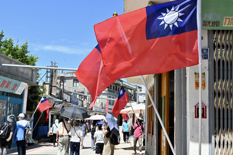 Shallow 6.2 magnitude tremor shakes Taiwan