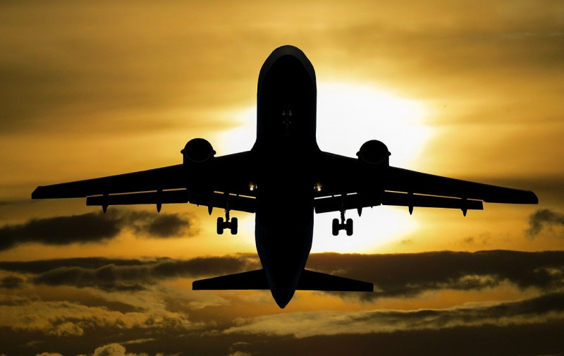 Plane carrying 43 people plunges into Tanzanian lake
