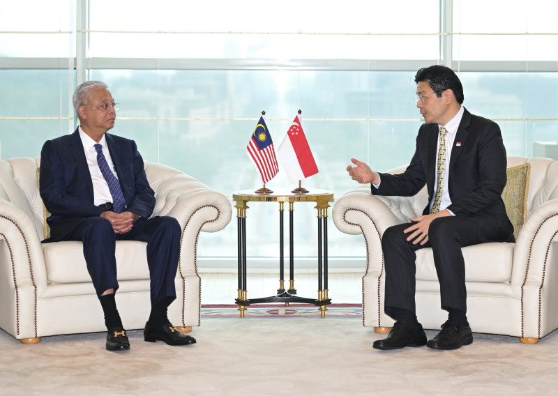 S’pore DPM Lawrence Wong pays courtesy call to Ismail Sabri in Putrajaya