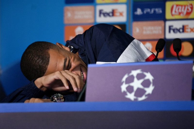 France’s golden boy Mbappe in firing line after rare communication faux pas