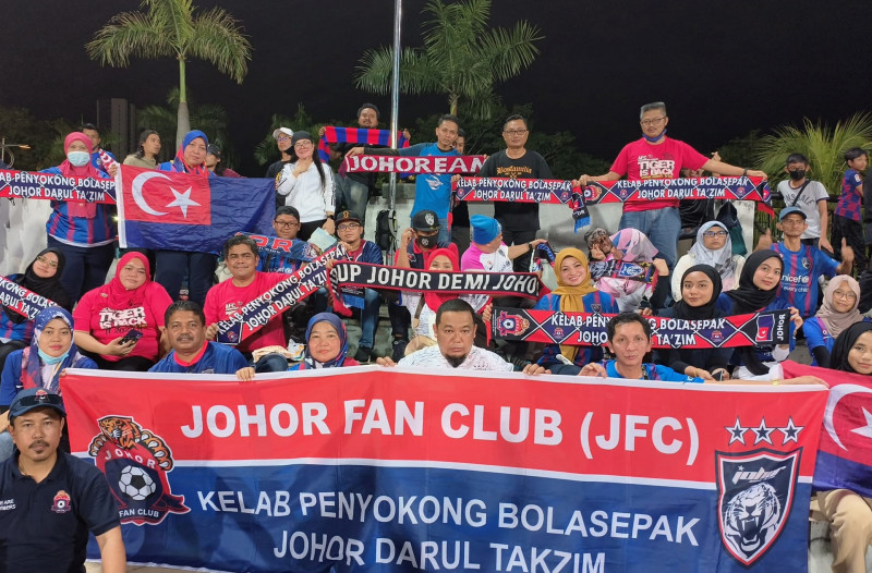 2 000 Jdt Fans Set To Swarm Bukit Jalil In 50 Bus Convoy For Fa Cup