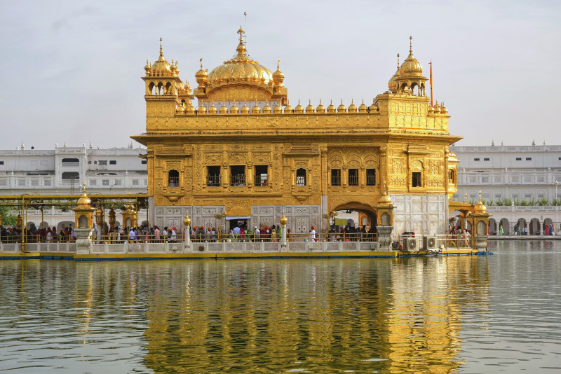 Radical Sikhs kill man for chewing tobacco near India’s Golden Temple