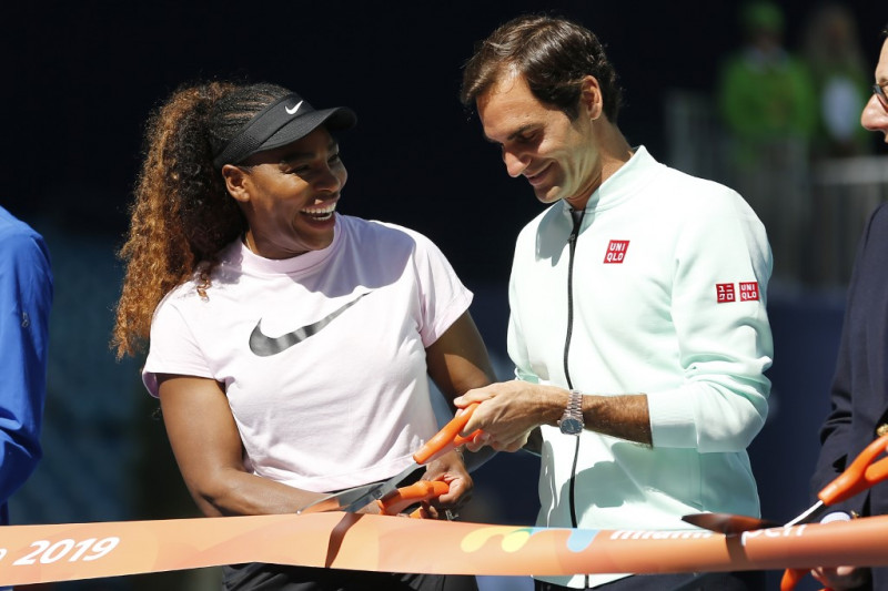 Always looked up to you: Serena welcomes Federer to retirement