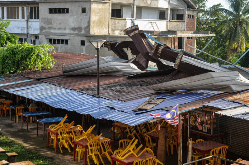 Besut thunderstorm damages over 60 houses, shops
