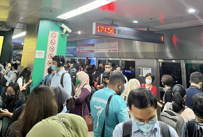 Service disrupted on Kelana Jaya LRT line for third time this month
