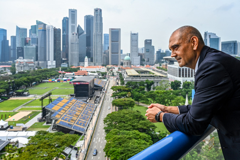Singapore dresses up to party like it’s 2019 for F1 return