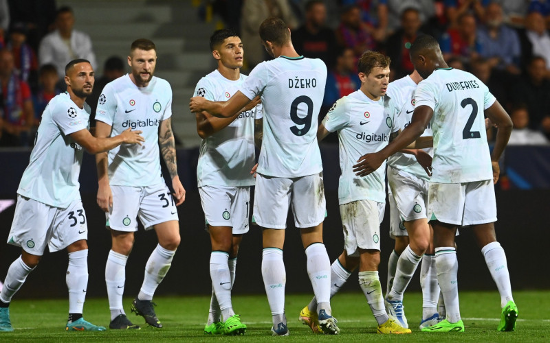 Inter cut Napoli’s massive Serie A lead with Lecce win
