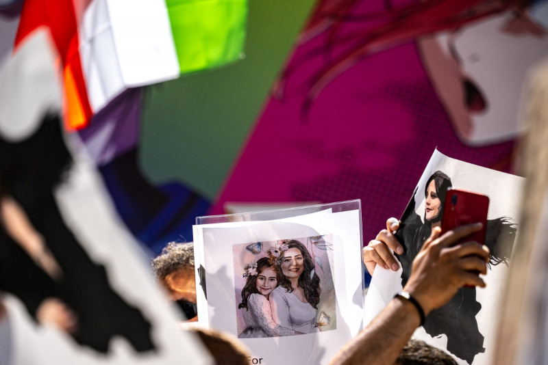 World rallies in solidarity with Iran protests over Mahsa Amini death