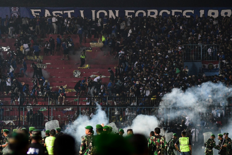 Five go on trial for negligence over Indonesia stadium disaster